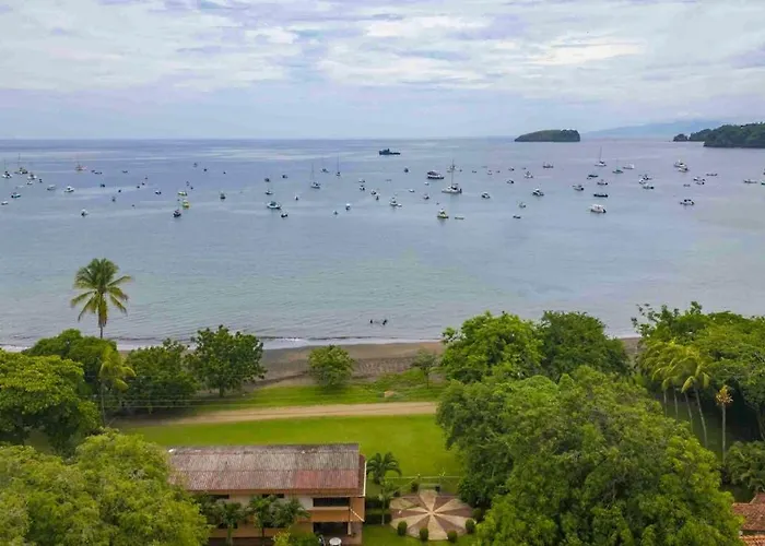 Ground-Floor Studio W/ Pool Access, Walk To Beach! Apartamento Coco